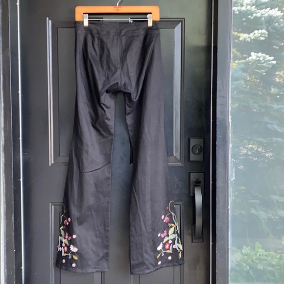 BETSEY JOHNSON Embroidered bell-bottoms - Picture 6 of 9